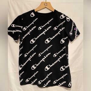 Champion logo boy's t-shirt black with white size M